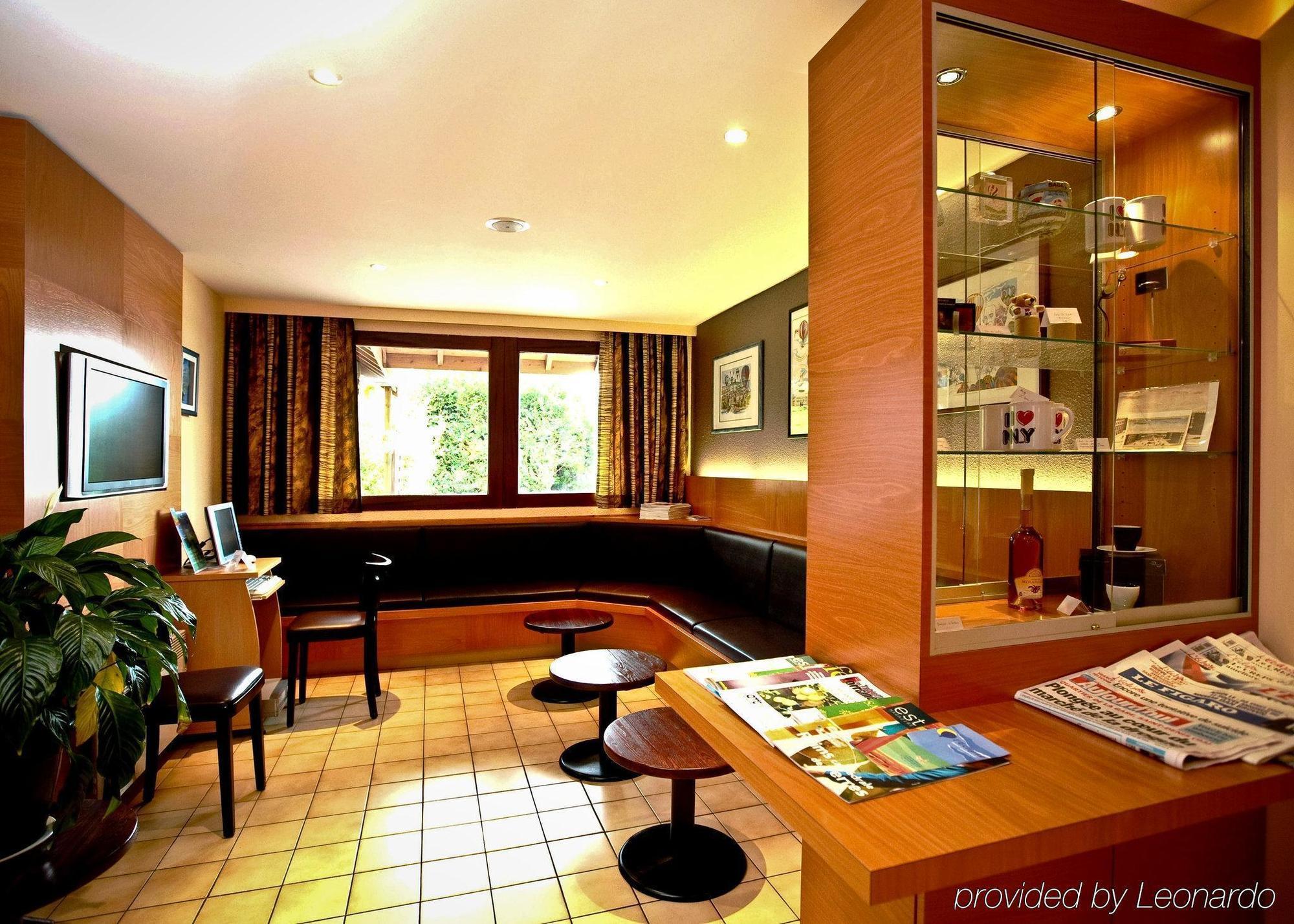 Brit Hotel L'Eclipse Nancy Heillecourt Extérieur photo